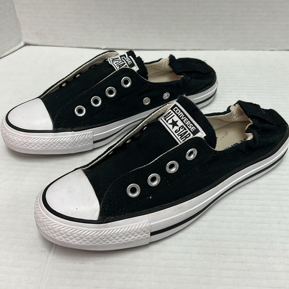 SOLD IN STORE Converse Chuck Taylor All Star Slip On Size 7 - Picture 3 of 9